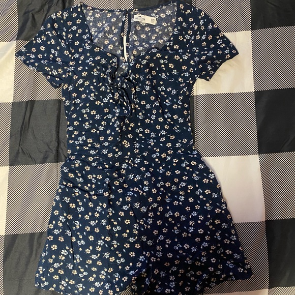 Dresses, rompers and skirts. - Picture 3 of 7